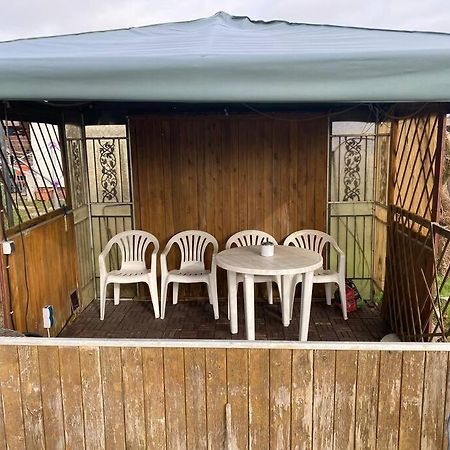Bungalow Im Gruenen Werneuchen エクステリア 写真